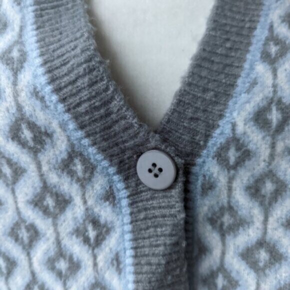 Paraphrase fuzzy button down geometric print cardigan sweater - Picture 4 of 7